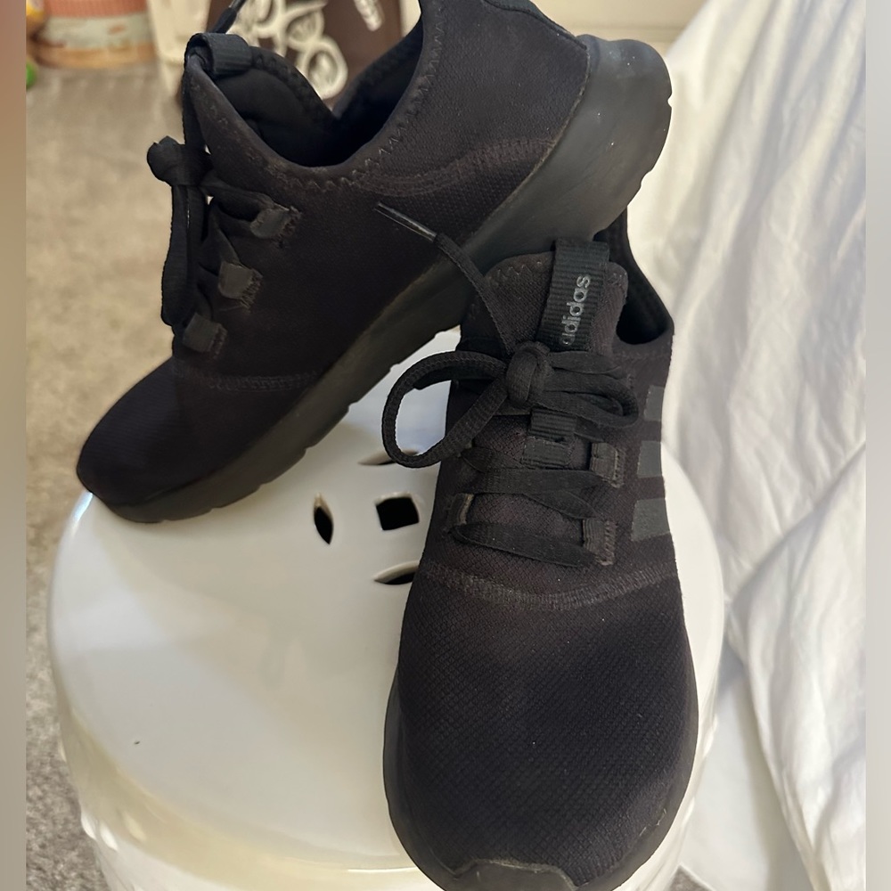Adidas black woman’s shoes